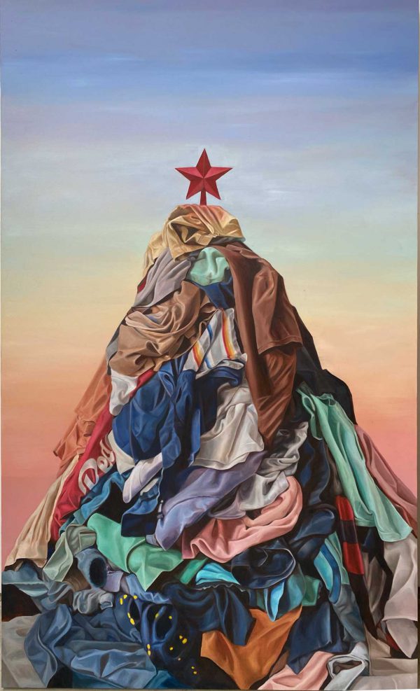 ต้นคริสมาสต์จากกองผ้า (The Cloth Pile Christmas Tree)